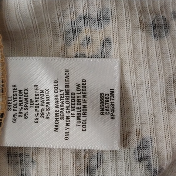 BP. Crop Ribbed Leopard Knit Cardigan/Camisole Set Size XL - Picture 9 of 9